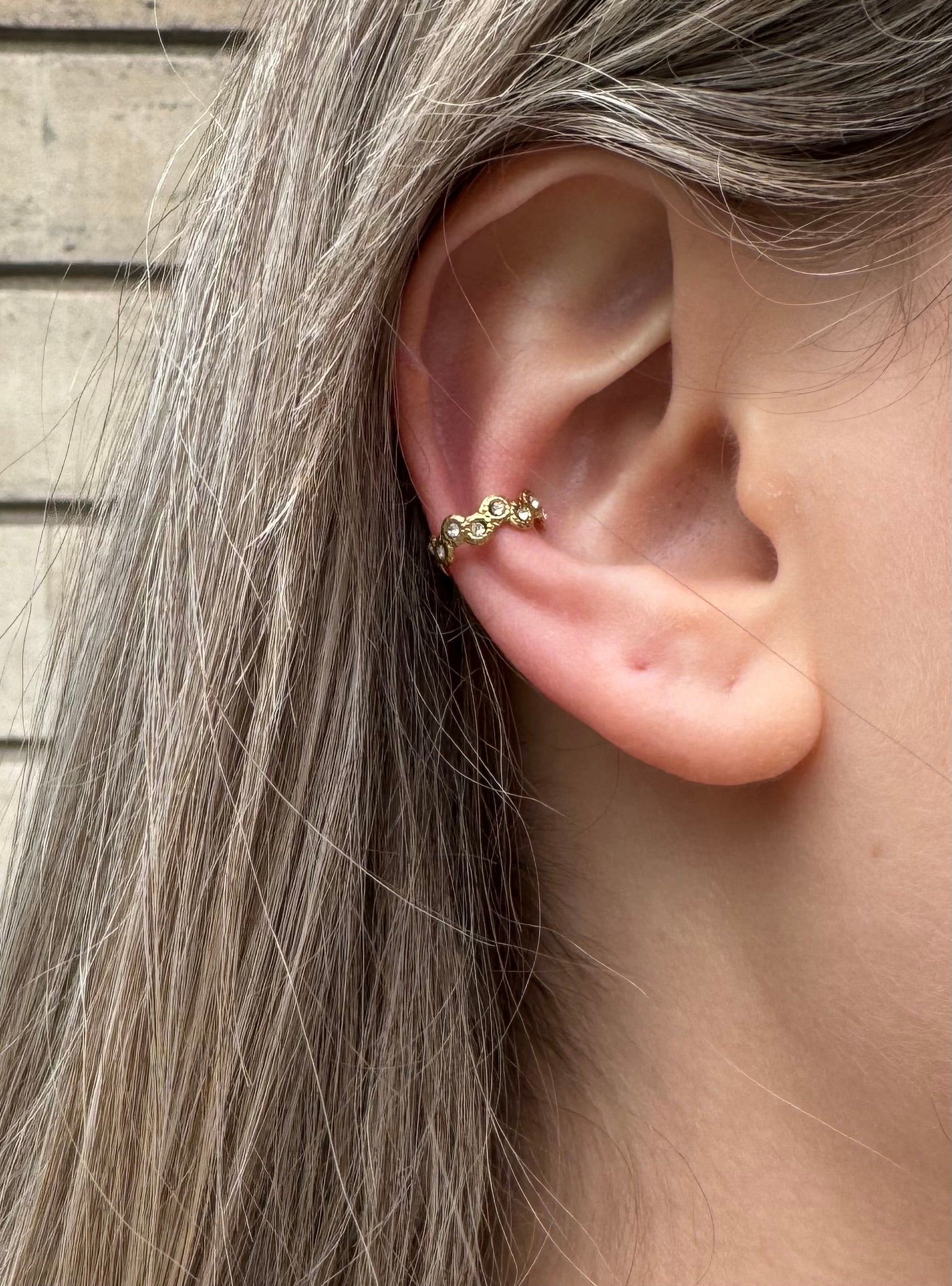 Ear cuff Lily